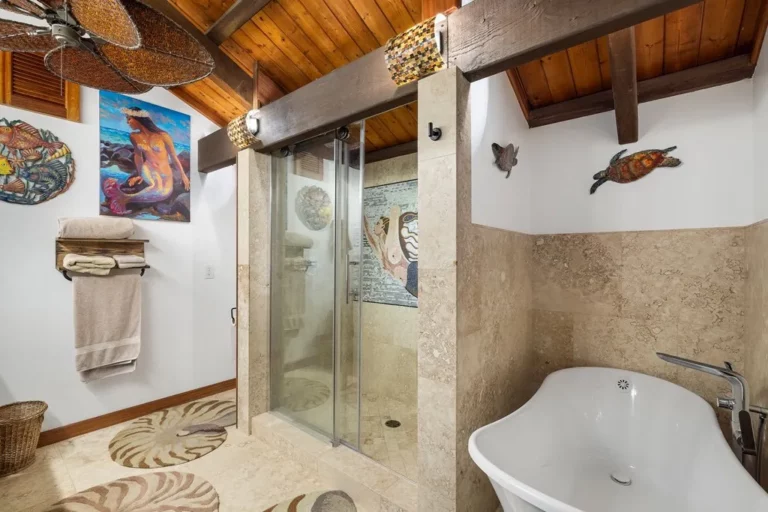 140 Waikoloa Rd