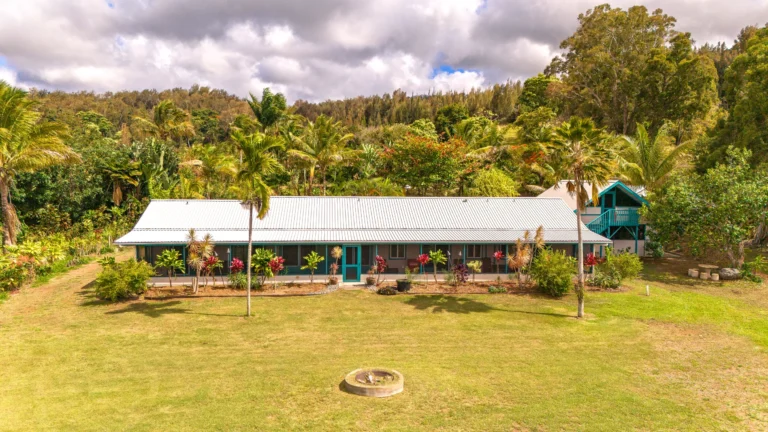 47-4567 Honokaa Waipio Rd, Honokaa, HI 96727