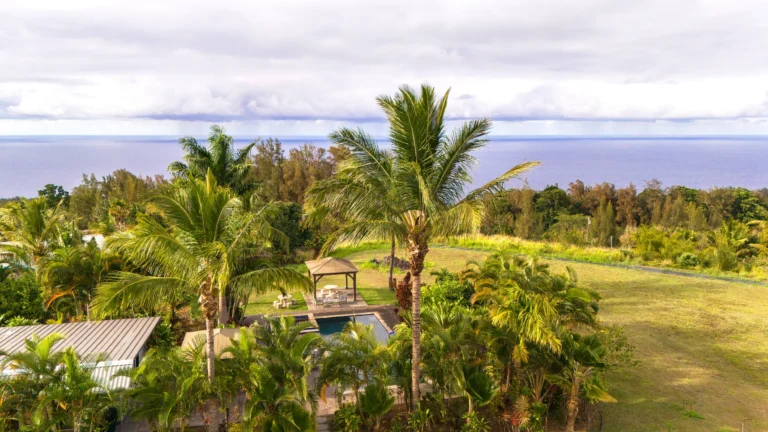 47-4567 Honokaa Waipio Rd, Honokaa, HI 96727