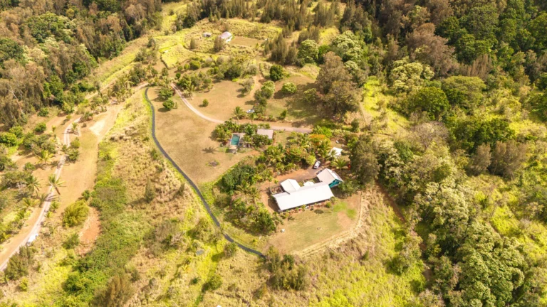 47-4567 Honokaa Waipio Rd, Honokaa, HI 96727