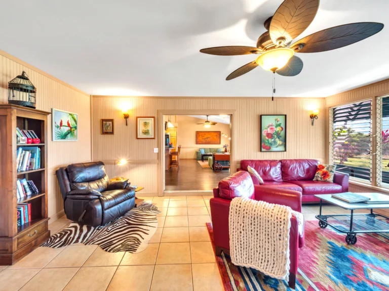 47-4567 Honokaa Waipio Rd, Honokaa, HI 96727