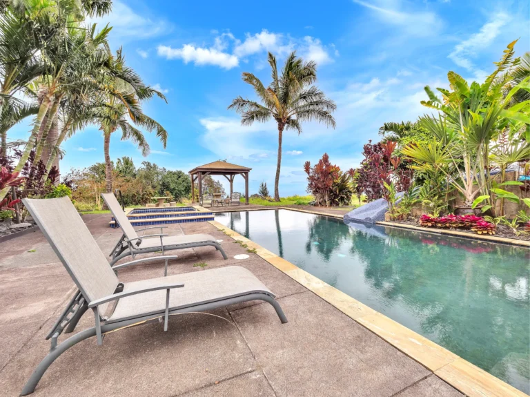 47-4567 Honokaa Waipio Rd, Honokaa, HI 96727