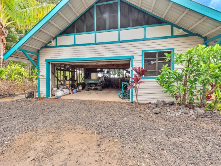 47-4567 Honokaa Waipio Rd, Honokaa, HI 96727