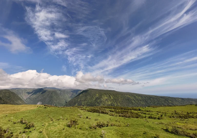 47-5343 W Waikoekoe Ln