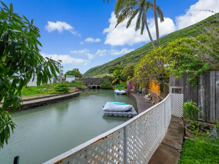 421 Kawaihae St #101