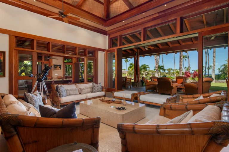 68-1028 Honokaope Pl