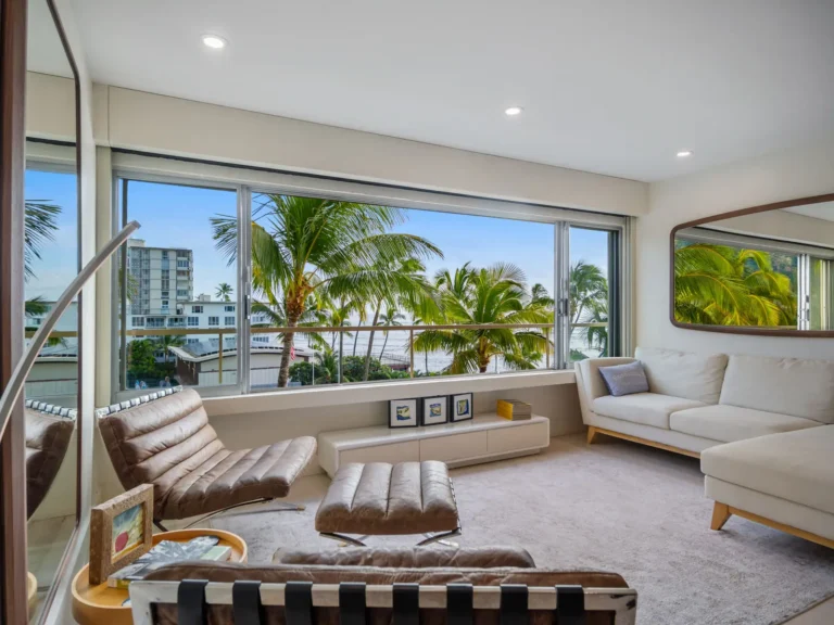 2895 Kalākaua Ave #506