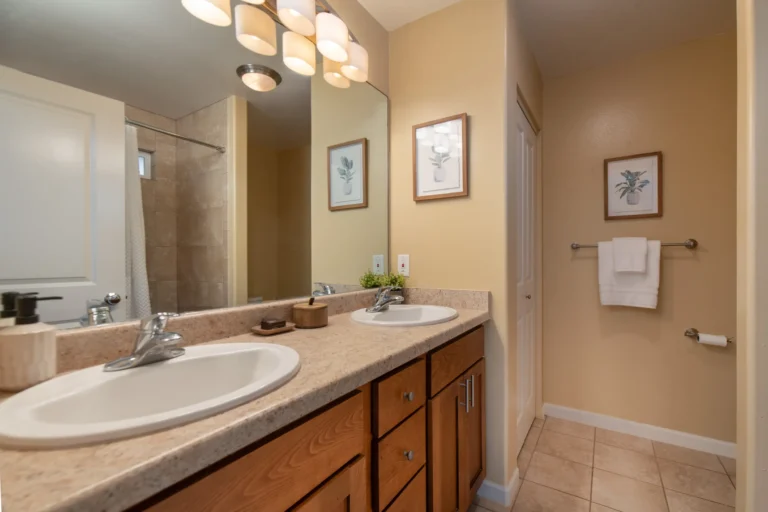 87 Hoolaau St, Wailuku, HI 96793