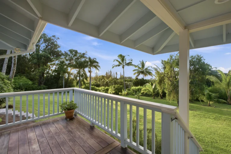1101 Kauhikoa Rd, Haiku HI 96708