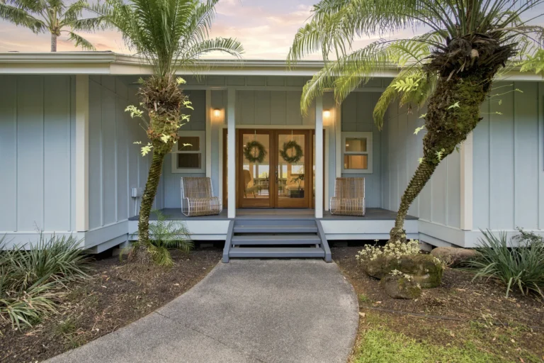 1101 Kauhikoa Rd, Haiku HI 96708