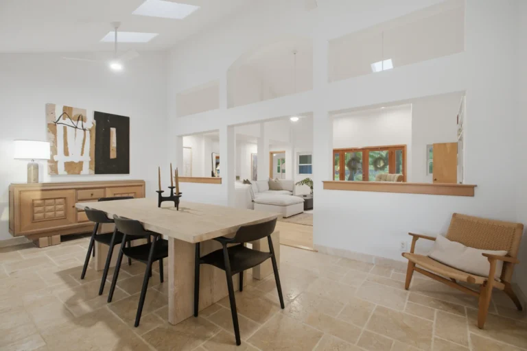 1101 Kauhikoa Rd, Haiku HI 96708